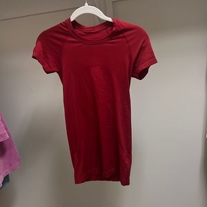 Lulu Lemon Red Short Sleve Swiftly Tech